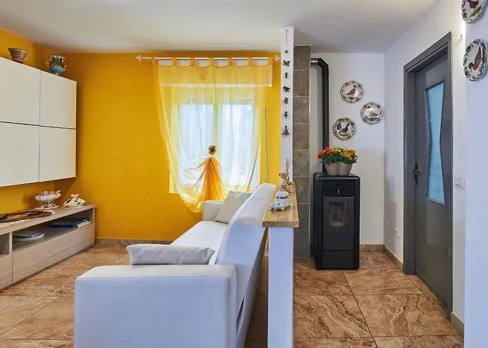 Apartament Casa Del Pergulin - Lmz325 By Interhome *